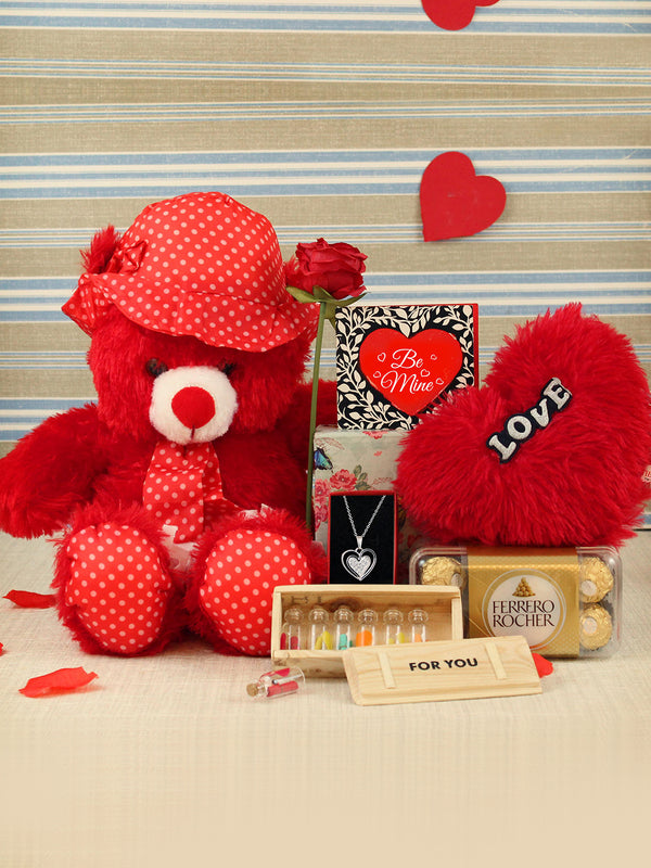 Pieces Of 7 Valentine Week Chocolate Gift Hamper