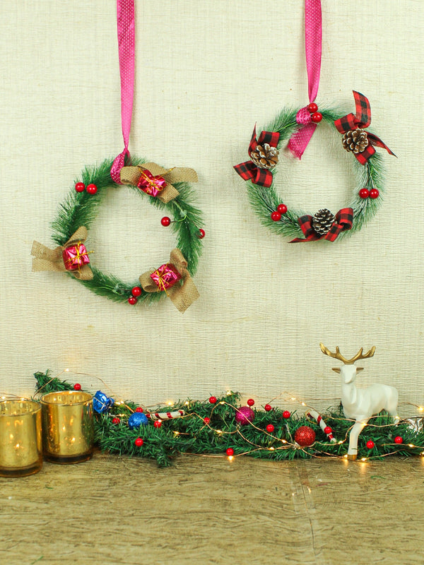 Set Of 2 Red & Green Printed Wreath Christmas Wall Door