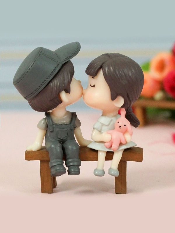 Brown Romantic Couple on Bench Valentine Miniature Showpiece