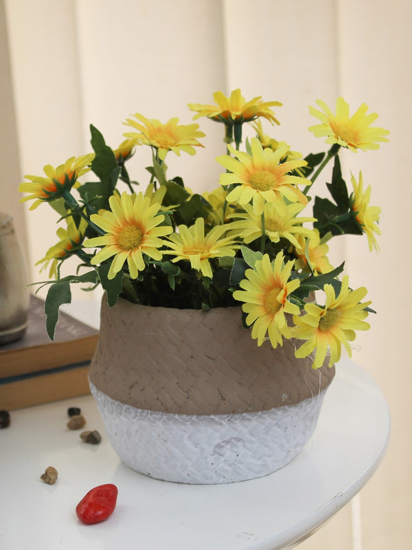 Decorative Artificial Daisy Flower With Pot
