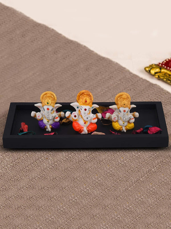 Set Of 3 Mini Ganesha With Wooden Tray