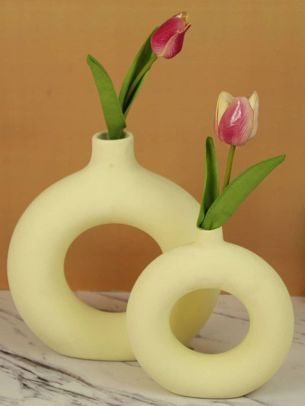 Set of 2 lime green ceramic vase