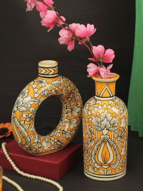 Yellow and White 2 Pcs Printed Ceramic Flower Vases